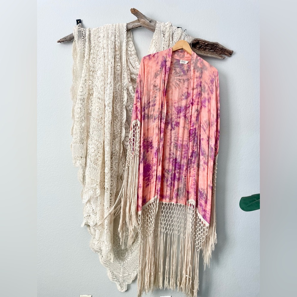 SPELL | Vintage Sugar Fox Fringe Kimono OS
